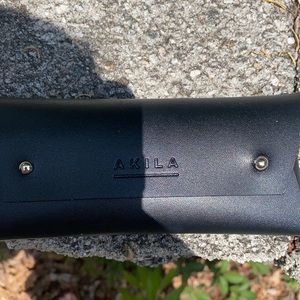 Akila limited edition Studio sunglasses in purple iridescent color